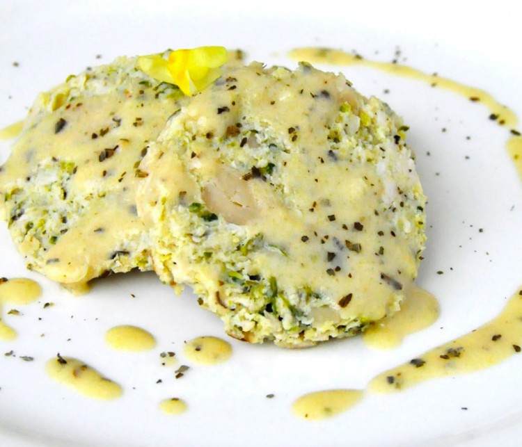 Cuisiner des côtelettes de volaille au basilic et poivre vert à l'autocuiseur